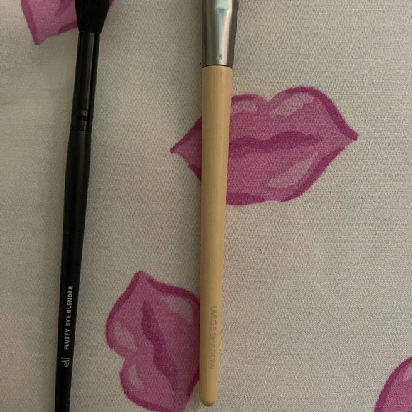 Assorted Brushes - Picture 5 of 5